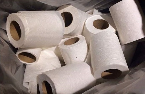 giấy vệ sinh kém chất lượng gây tắc nghẹt bồn cầu phải xử lý thế nào